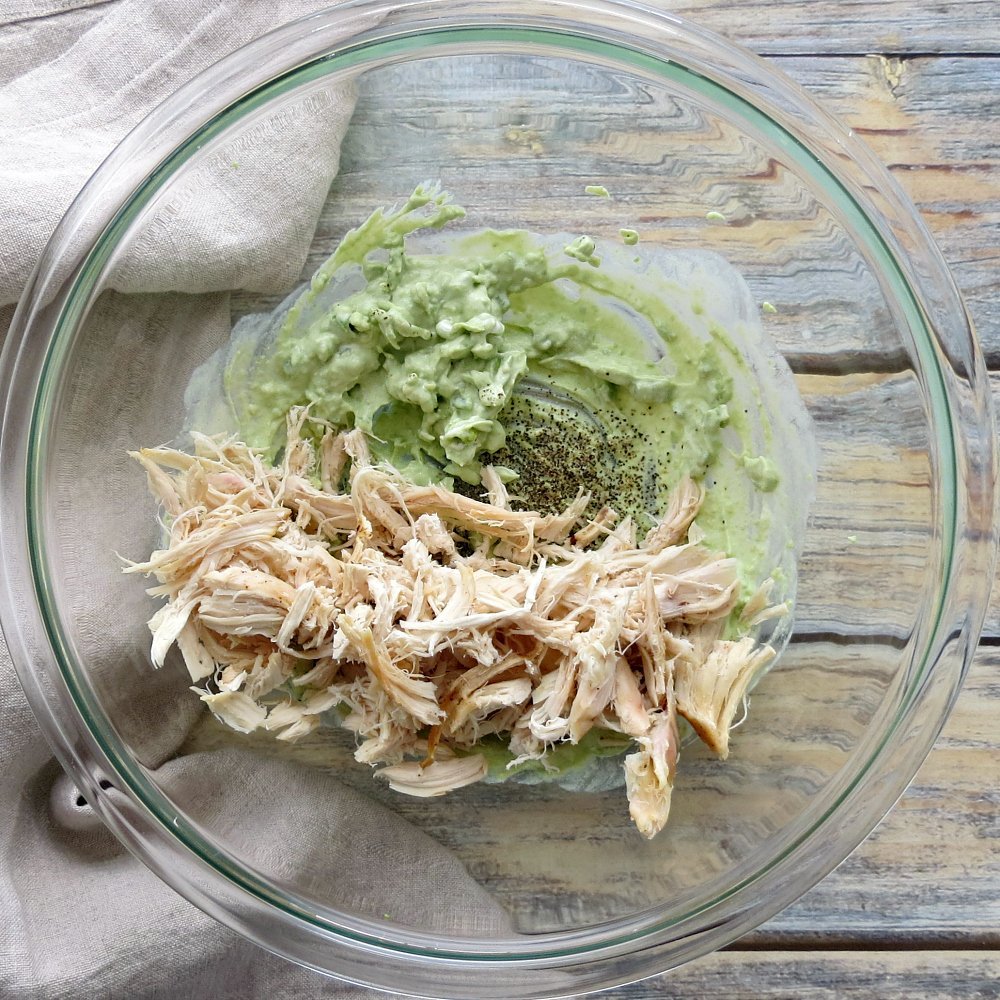 Easy 5-Ingredient Avocado Chicken Salad Dip